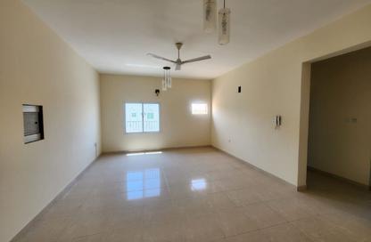 Apartment - 2 Bedrooms - 2 Bathrooms for rent in Jid Ali - Central Governorate