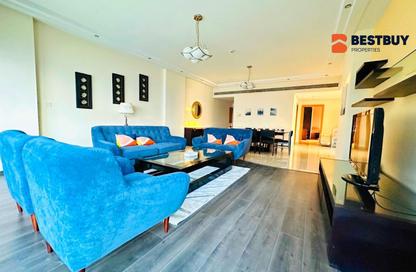 Apartment - 2 Bedrooms - 3 Bathrooms for rent in Al Juffair - Capital Governorate