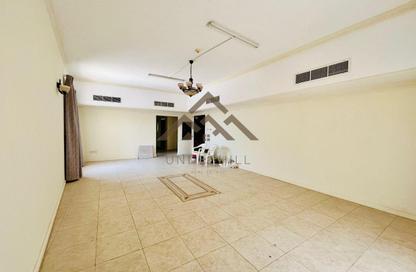 Apartment - 3 Bedrooms - 3 Bathrooms for rent in Mahooz - Manama - Capital Governorate