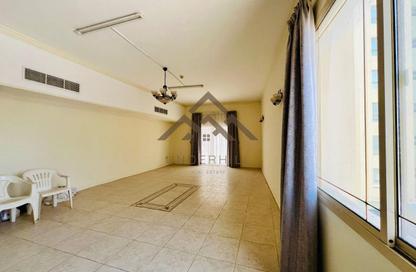 Apartment - 3 Bedrooms - 3 Bathrooms for rent in Mahooz - Manama - Capital Governorate
