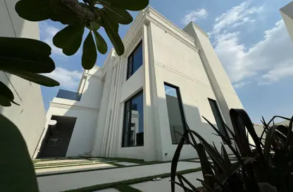 Villa - 5 Bedrooms - 6 Bathrooms for sale in Saar - Northern Governorate