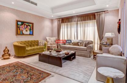 Villa - 7+ Bedrooms - 7+ Bathrooms for sale in Saar - Northern Governorate