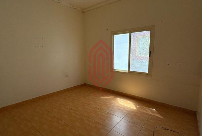 52354882 - Property Image 2