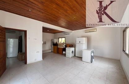 Compound - 3 Bedrooms - 3 Bathrooms for rent in Barbar - Northern Governorate Compound - 3 Bedrooms - 3 Bathrooms for rent in Barbar - Northern Governorate