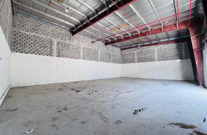 Warehouse - Studio - 1 Bathroom for rent in Hidd - Muharraq Governorate
