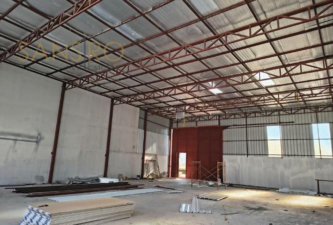 988565 - Property Image 2