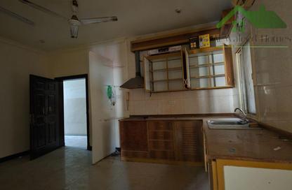 Apartment - 2 Bedrooms - 2 Bathrooms for rent in Gudaibiya - Manama - Capital Governorate