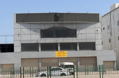 محل - استوديو - 4 حمامات للايجار في العكر - المحافظة الوسطى