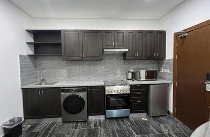 Apartment - Studio - 1 Bathroom for rent in Seef - Capital Governorate
