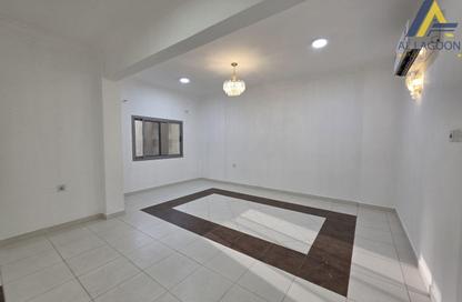 Apartment - 3 Bedrooms - 3 Bathrooms for rent in Busaiteen - Muharraq Governorate