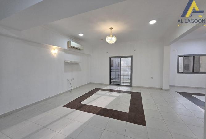 55228639 - Property Image 2
