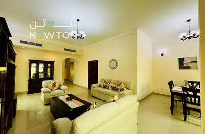 Apartment - 3 Bedrooms - 3 Bathrooms for rent in Al Juffair - Capital Governorate