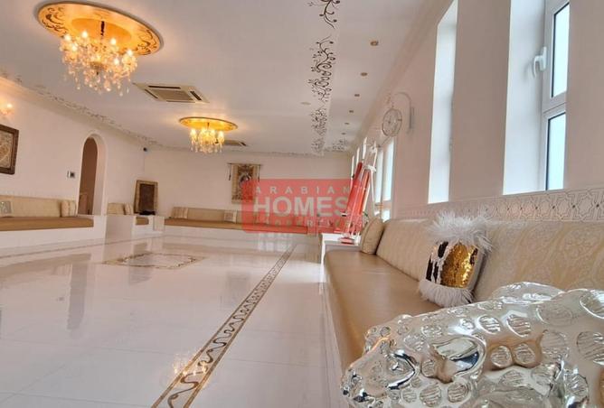 993253 - Property Image 2