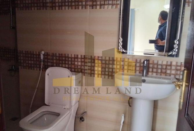 1002005 - Property Image 2