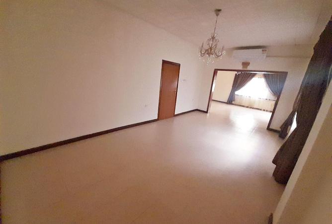 53711088 - صورة العقار 3