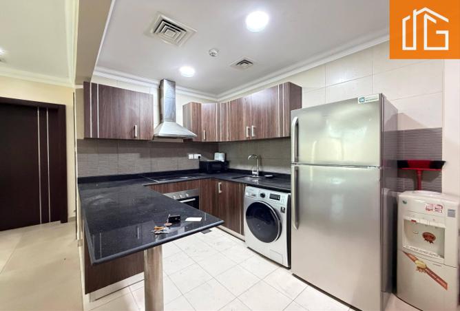 998823 - Property Image 2