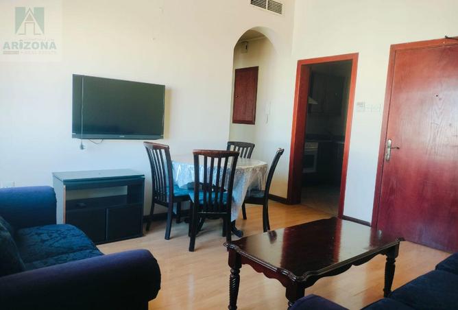 998457 - Property Image 2