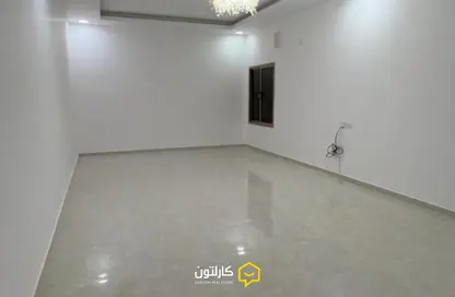 Apartment - 3 Bedrooms - 3 Bathrooms for sale in Alhajiyat - Riffa - Southern Governorate