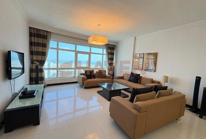 987917 - Property Image 2