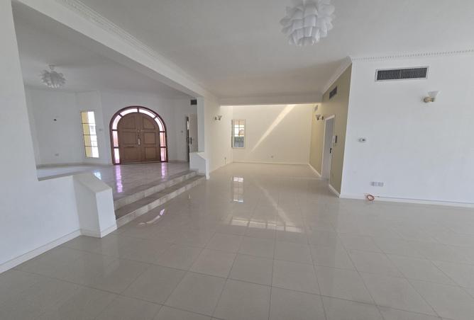 52701960 - Property Image 3