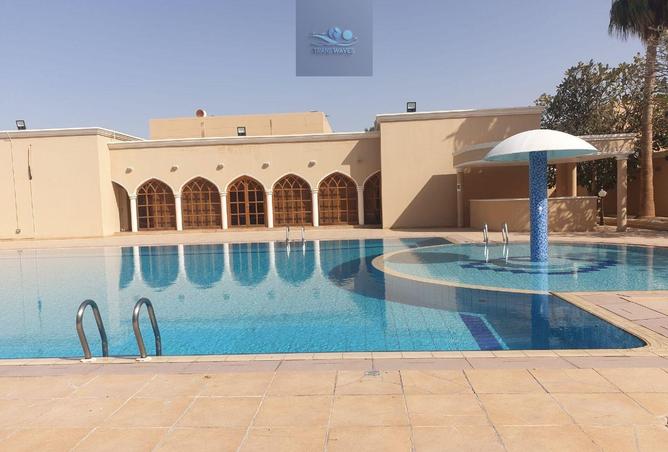 997447 - Property Image 2