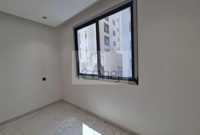 56702427 - Property Image 2