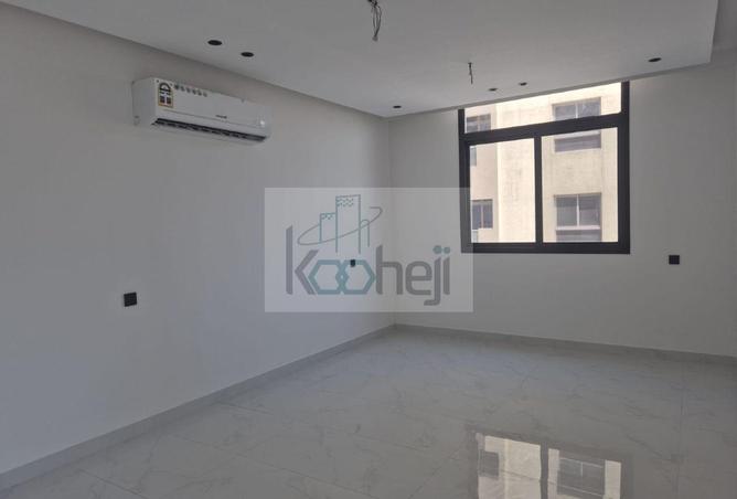 56702427 - Property Image 3