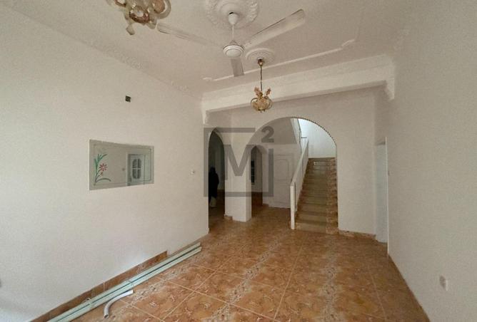 52727289 - Property Image 2