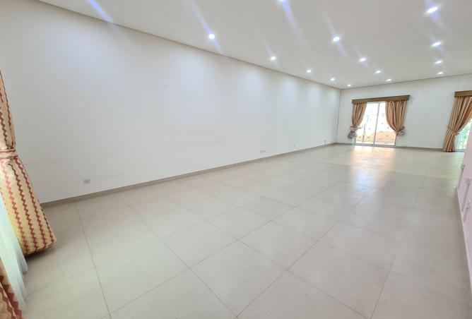 1003009 - Property Image 3