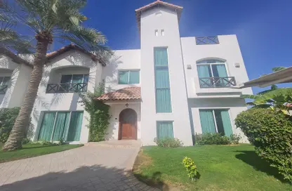 Villa - 4 Bedrooms - 5 Bathrooms for rent in Saar - Northern Governorate