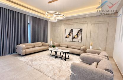 Villa - 4 - 5 for rent in Saar - Northern Governorate