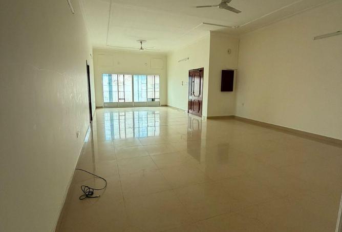 52382428 - Property Image 2