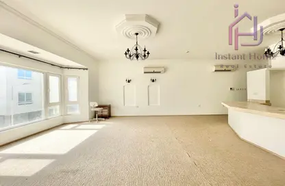 Apartment - 2 Bedrooms - 2 Bathrooms for rent in Saar - Northern Governorate