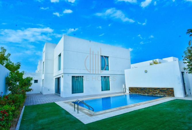 994508 - Property Image 2