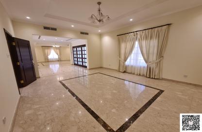 Villa - 5 - 5 for rent in Janabiya - Northern Governorate
