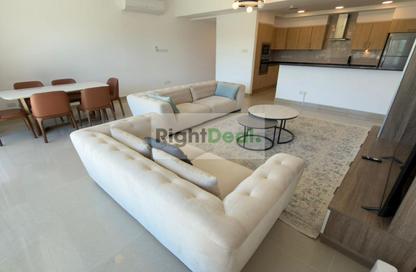 Villa - 3 Bedrooms - 4 Bathrooms for rent in Tala Island - Amwaj Islands - Muharraq Governorate