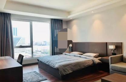 Apartment - Studio - 1 Bathroom for rent in Sanabis - Manama - Capital Governorate