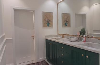 Villa - 4 - 4 for rent in Tubli - Central Governorate