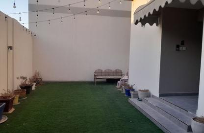 Villa - 4 - 4 for rent in Tubli - Central Governorate