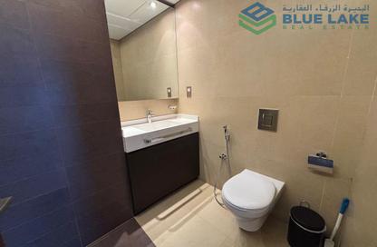 Apartment - 3 Bedrooms - 4 Bathrooms for rent in Reef Island - Capital Governorate
