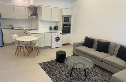 Apartment - 1 Bedroom - 1 Bathroom for rent in Al Juffair - Capital Governorate