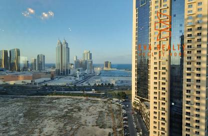 Apartment - 2 Bedrooms - 2 Bathrooms for rent in Sanabis - Manama - Capital Governorate