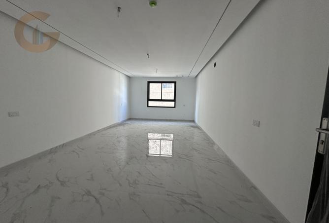 1001289 - Property Main Image