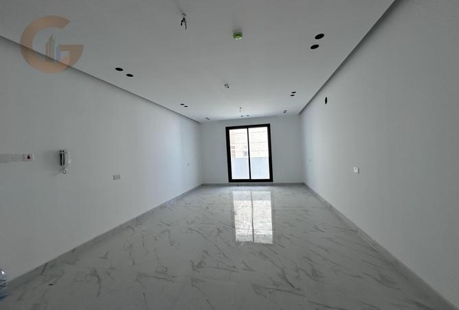 1001289 - Property Image 2