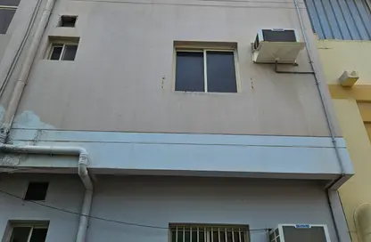 عمارة بالكامل - 2 غرف نوم - 2 حمامات للبيع في بوكوارة - الرفاع - المحافظة الجنوبية