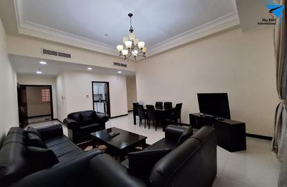 Apartment - 2 Bedrooms - 2 Bathrooms for rent in Al Juffair - Capital Governorate