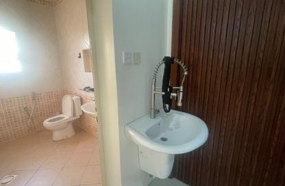 Apartment - Studio - 1 Bathroom for rent in Janabiya - Northern Governorate
