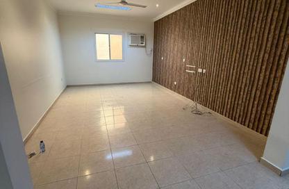 Apartment - 3 Bedrooms - 3 Bathrooms for rent in Al Juffair - Capital Governorate Apartment - 3 Bedrooms - 3 Bathrooms for rent in Al Juffair - Capital Governorate