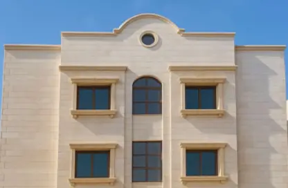 Whole Building - 4 Bedrooms - 3 Bathrooms for sale in Isa Town - Central Governorate