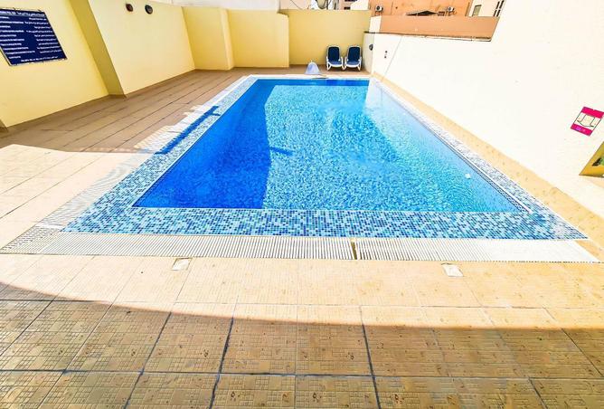 992269 - Property Image 3